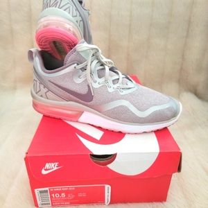 Nike Womens Shoe